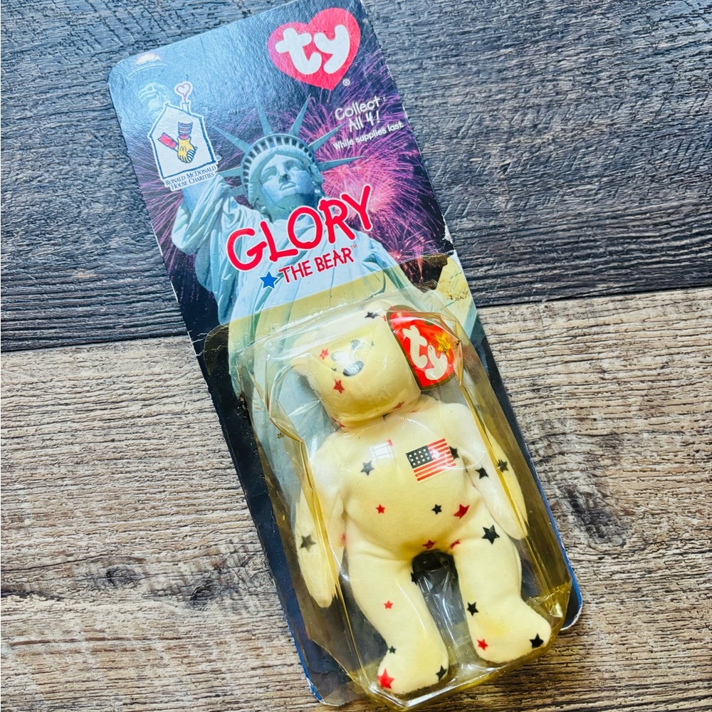Ty Glory the Bear - Cream Plush with Stars